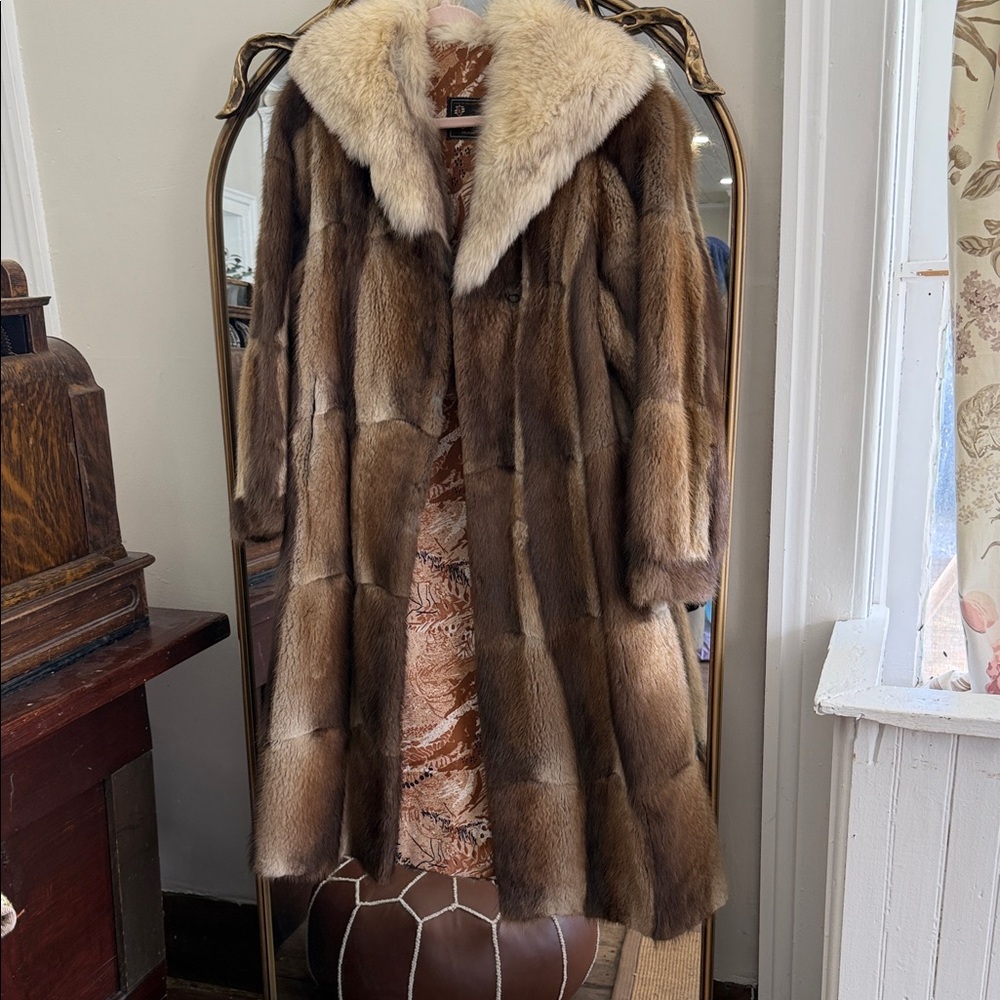 Classic Brown mink Full-Length Fur Coat with fox Collar